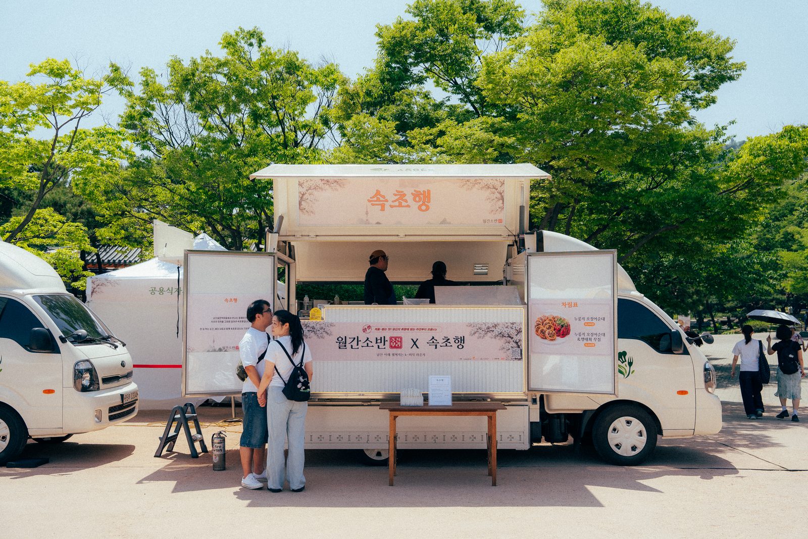 월간소반 X 속초행 — 행사 현장에 배차된 렌탈 푸드트럭