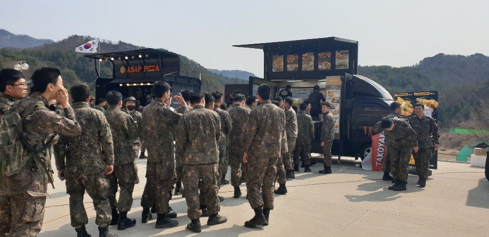 군 부대 행사 급식 운영 현장